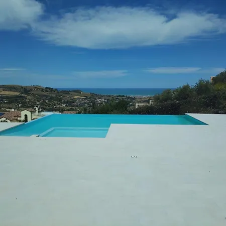 Ebe - Luxury With Sea View Villa